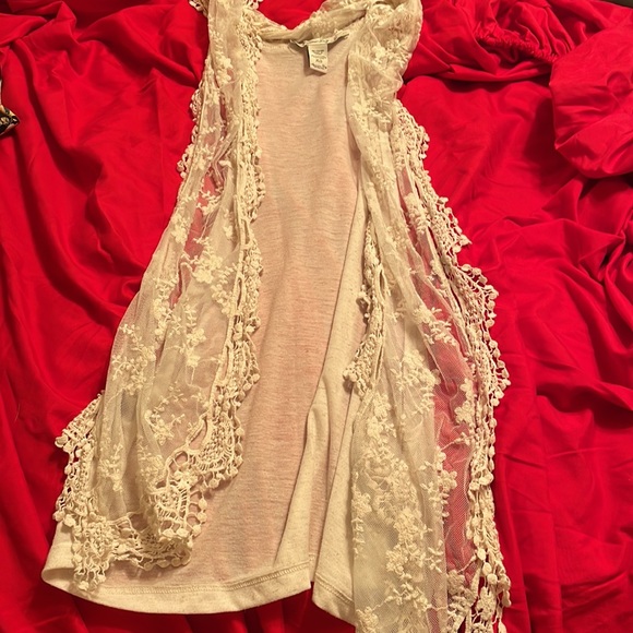 Lace Vest Size XS - Picture 3 of 5